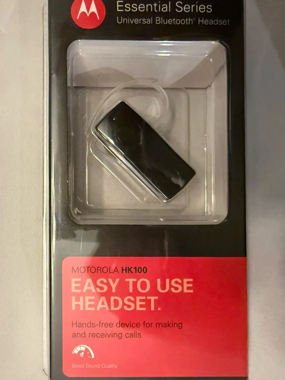 Motorola HK100 Essential Series Universal Bluetooth Headset New